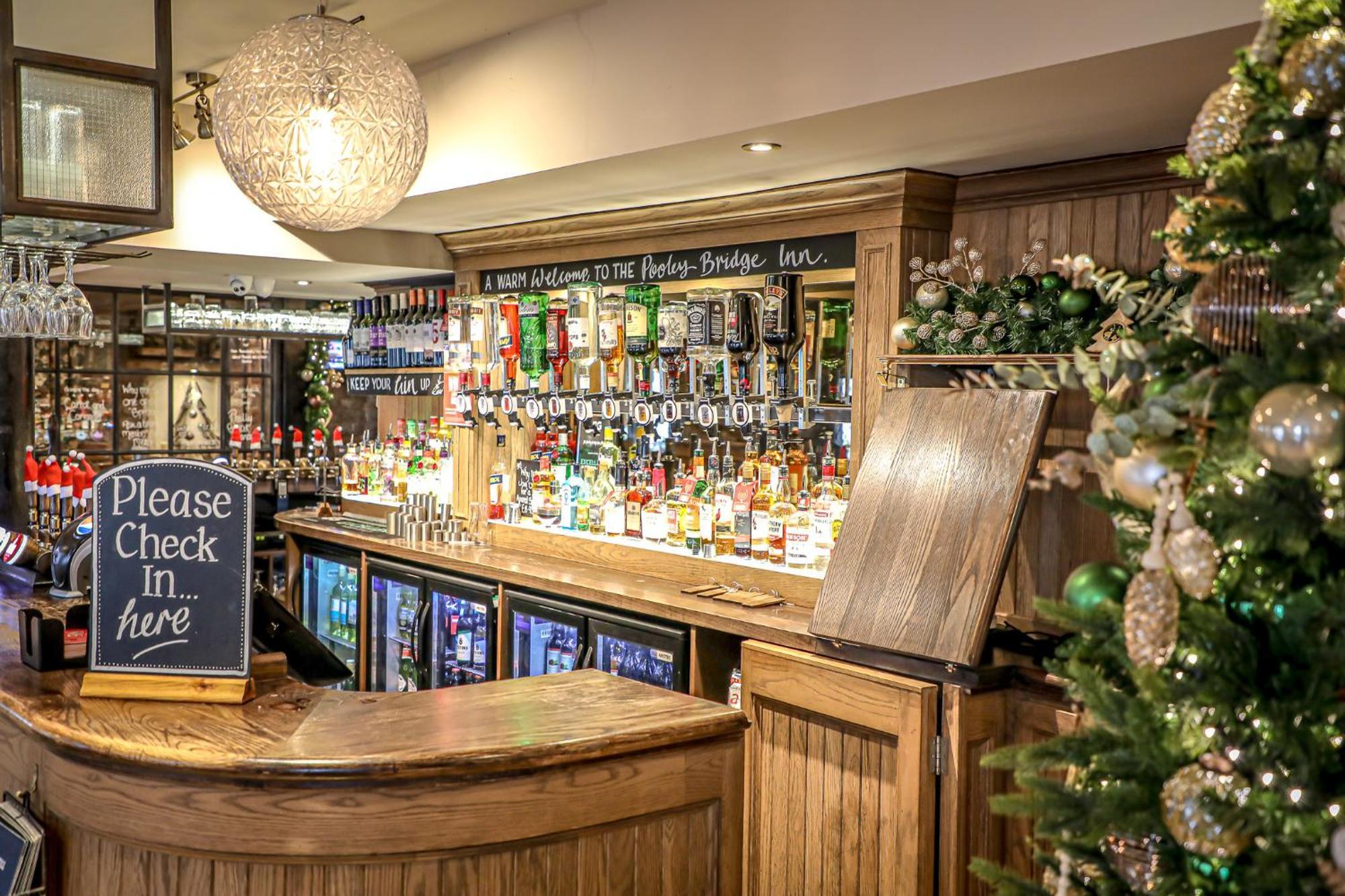 The Pooley Bridge Inn Екстер'єр фото