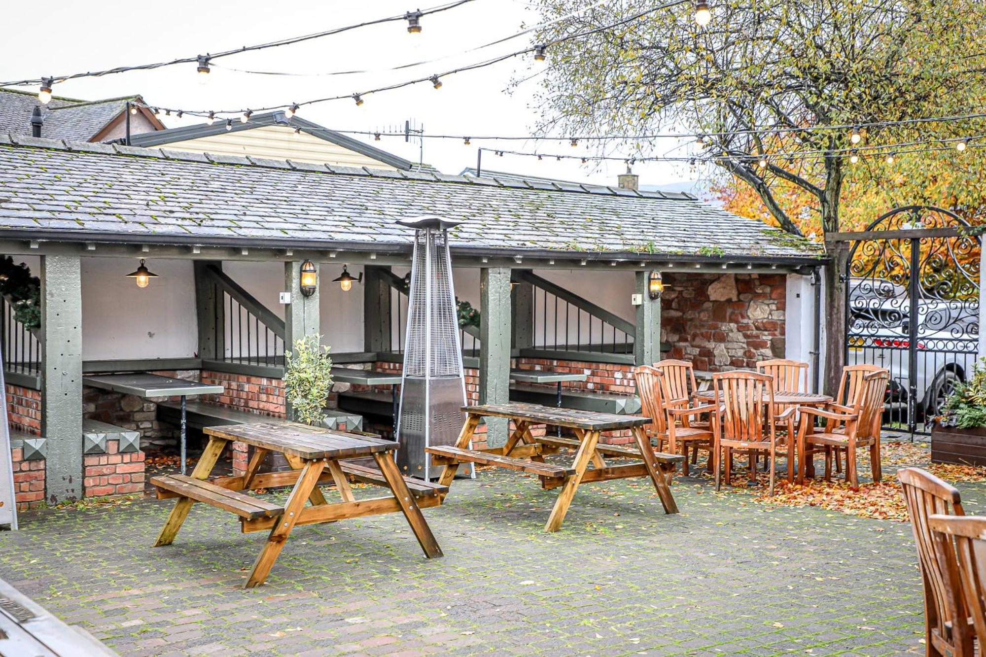 The Pooley Bridge Inn Екстер'єр фото